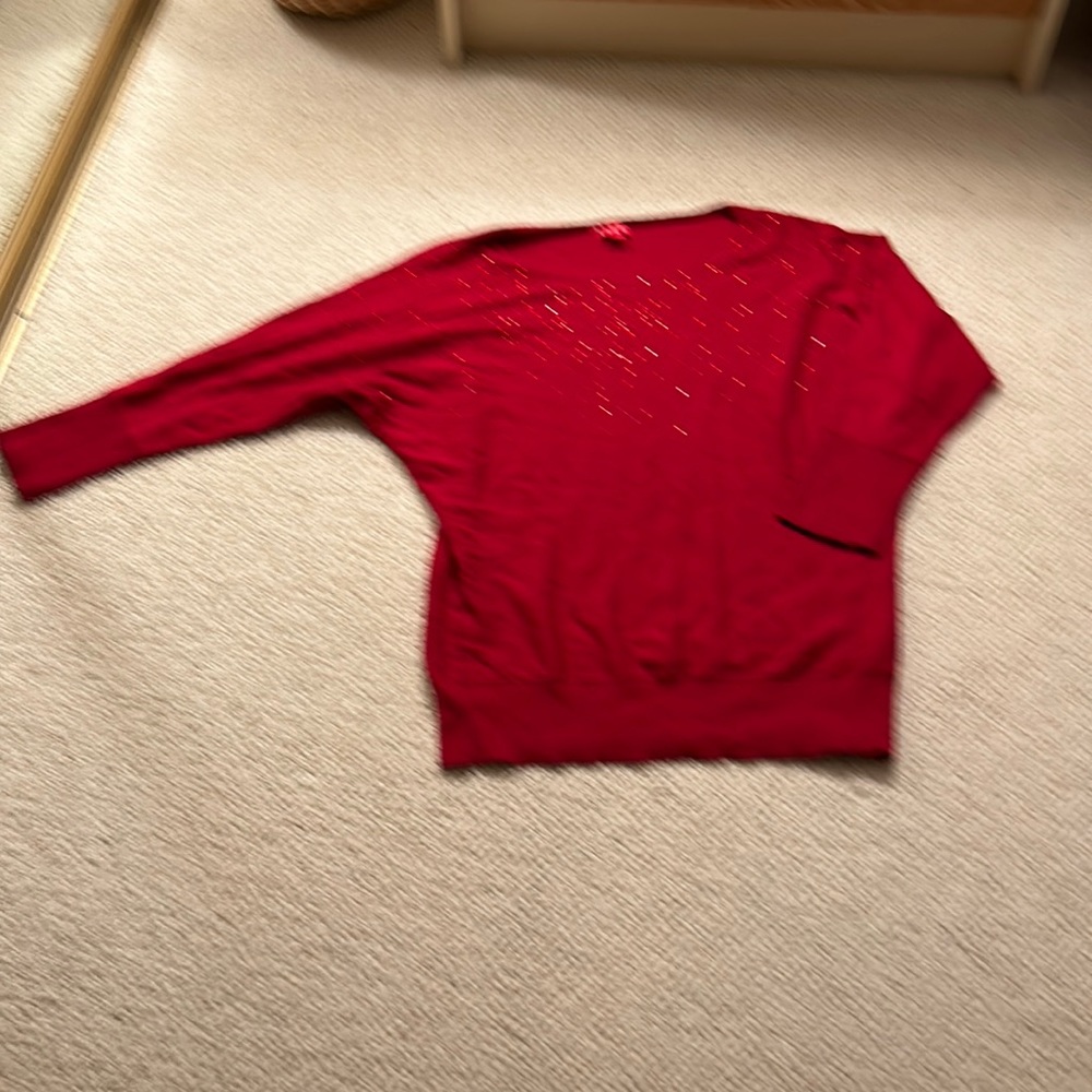 Red lightweight sweater